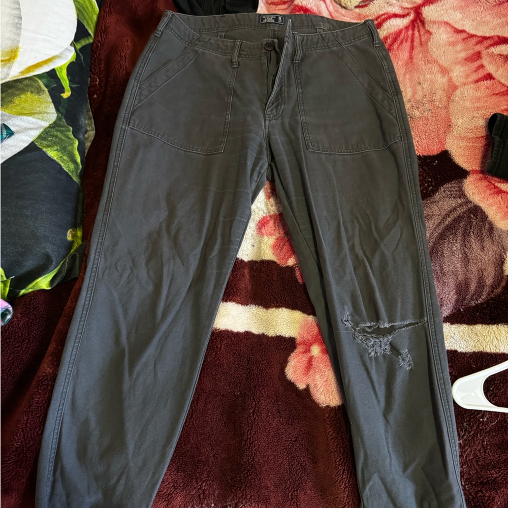 Abercrombie and Fitch Low rise slim boyfriend jeans